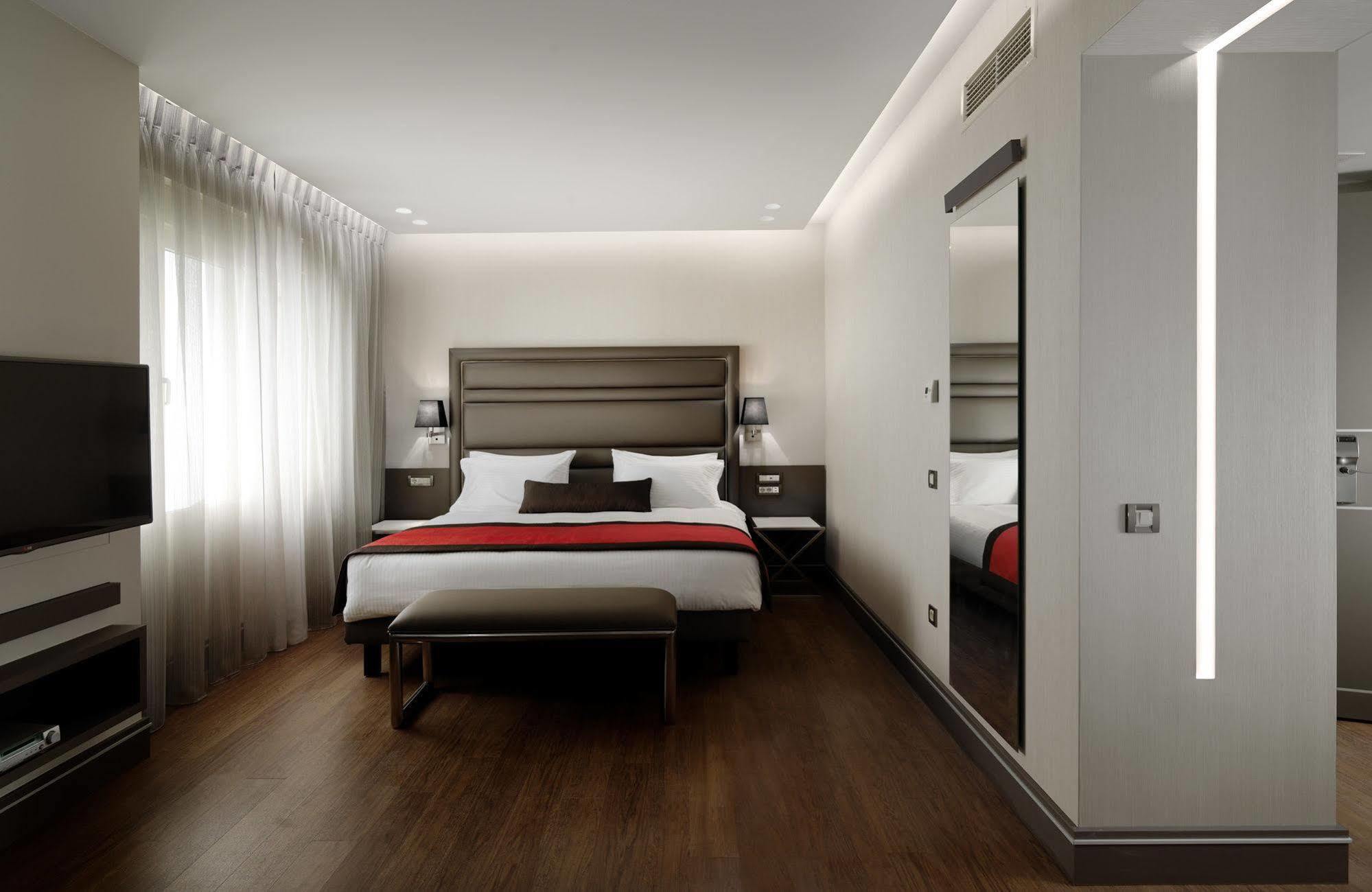 Holiday Suites Athen Exterior foto