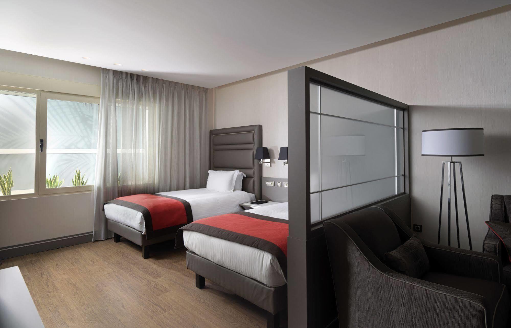 Holiday Suites Athen Exterior foto
