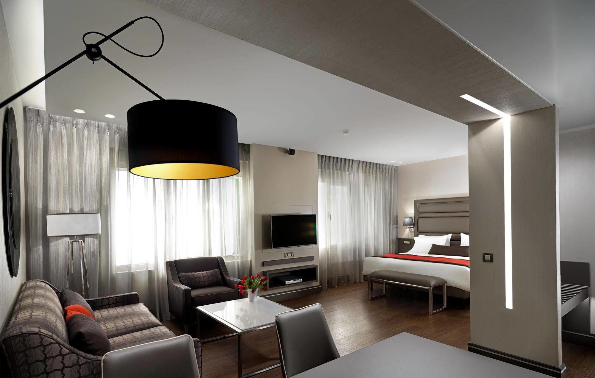 Holiday Suites Athen Exterior foto